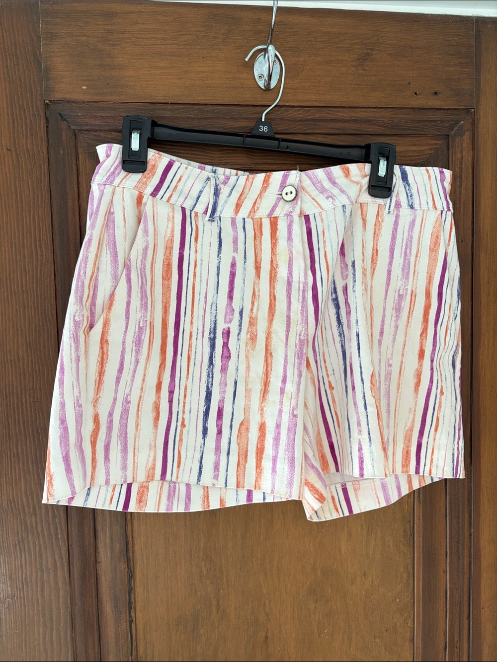 Isaac Mizrahi Cream Shorts with Orange and Purple Brushstroke Stripes